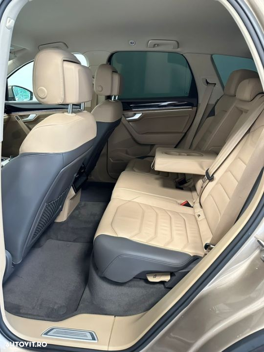 Volkswagen Touareg V6 TDI Elegance - 5