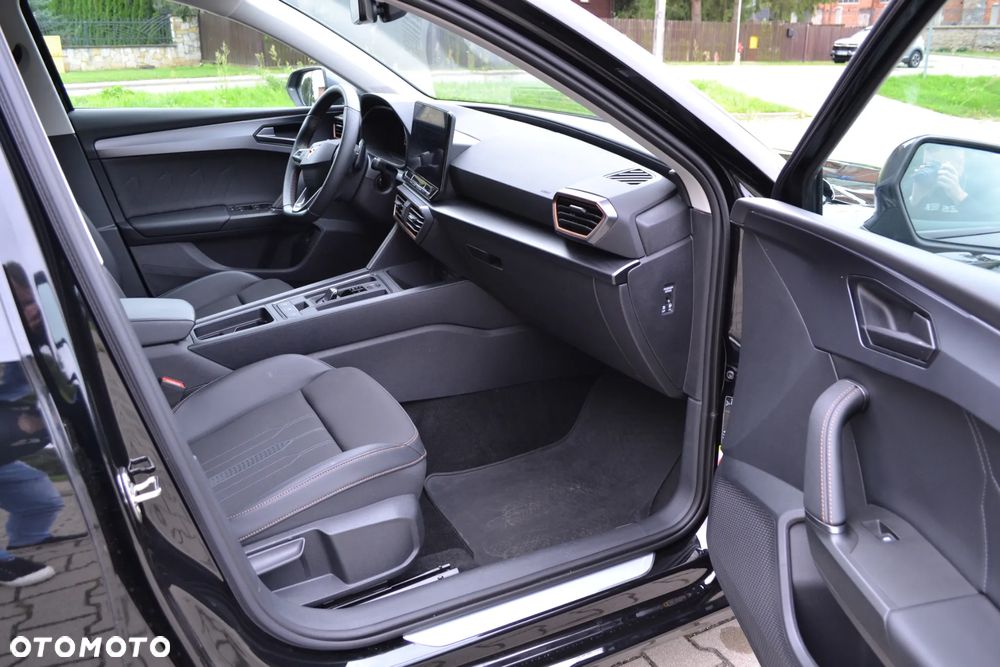 Cupra Leon Sportstourer 1.4 e-Hybrid (180 kW System) VZ CUP - 23