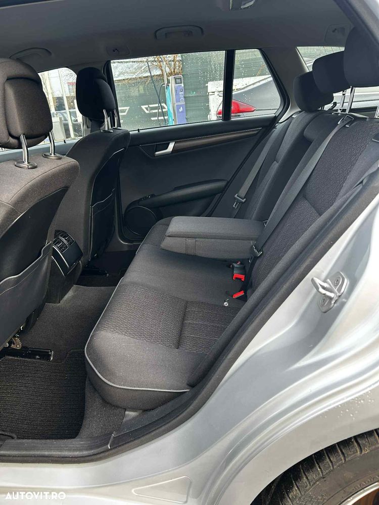 Mercedes-Benz C 180 - 8