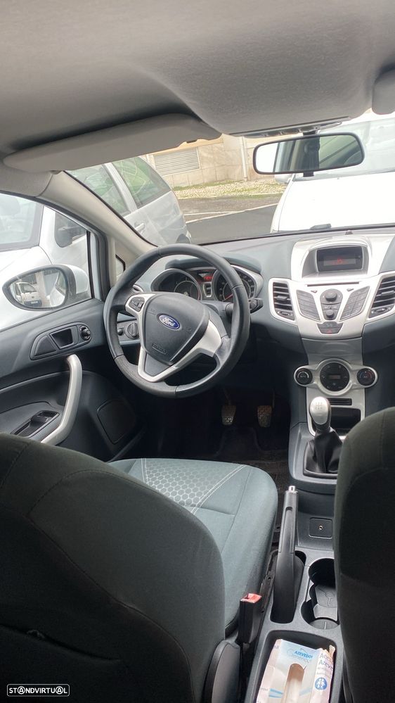 Ford Fiesta 1.6 TDCI ECOnetic - 3