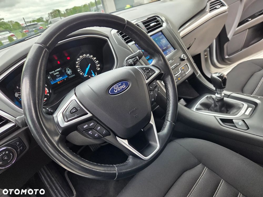 Ford Mondeo SW - 21