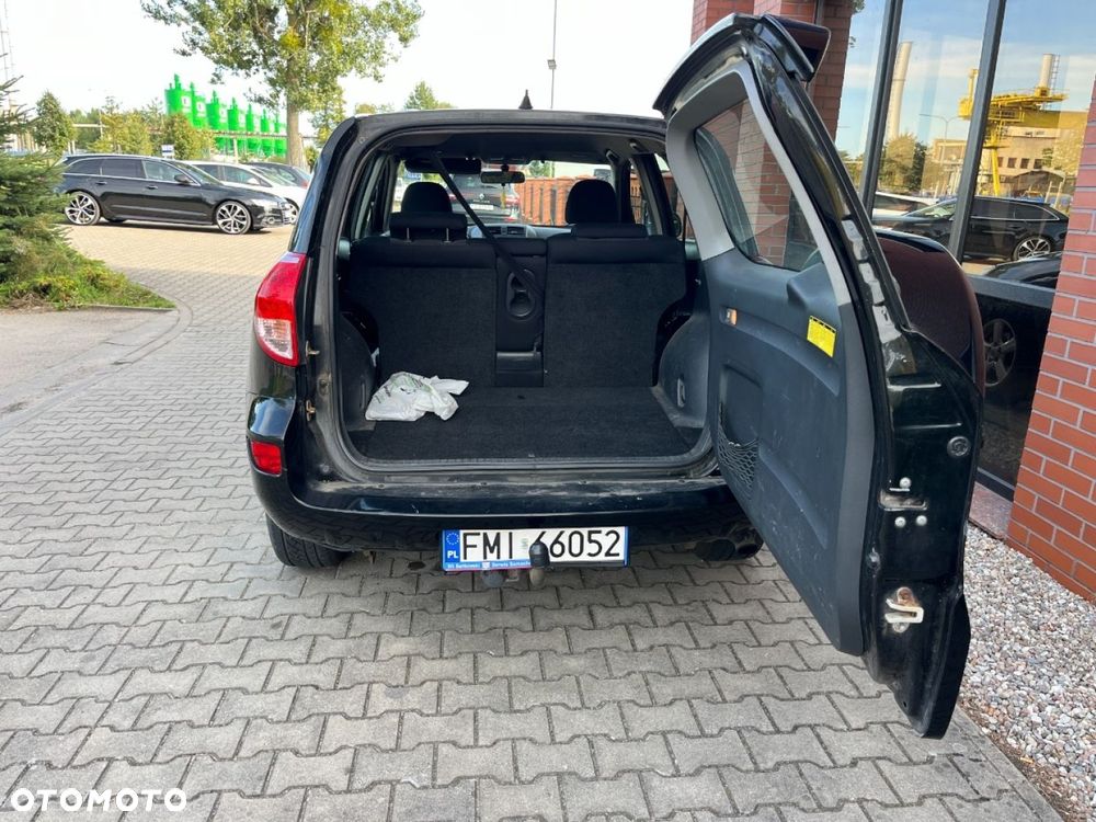Toyota RAV4 2.2 D-4D Luna - 24