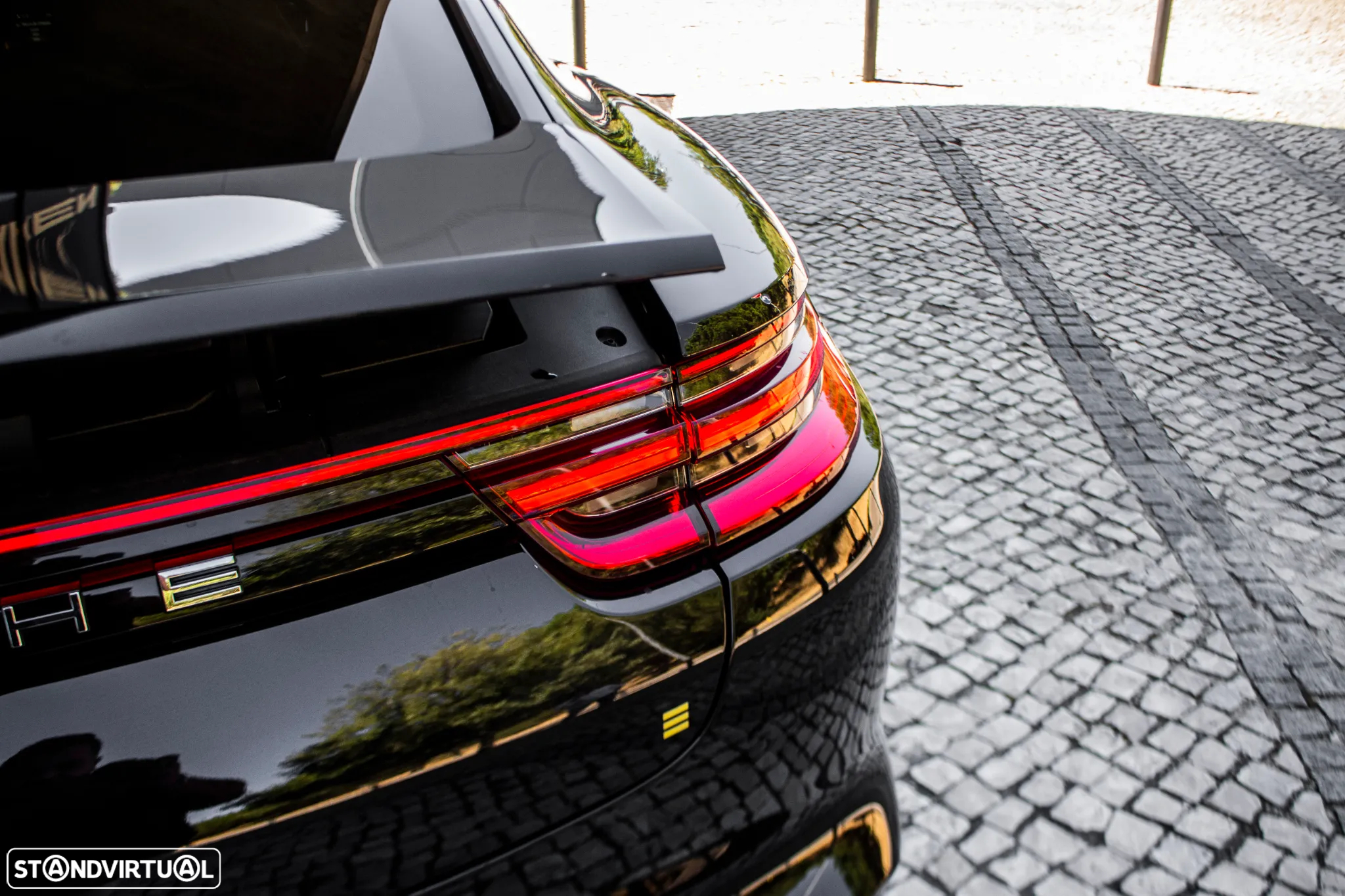 Porsche Panamera 4 E-Hybrid - 11