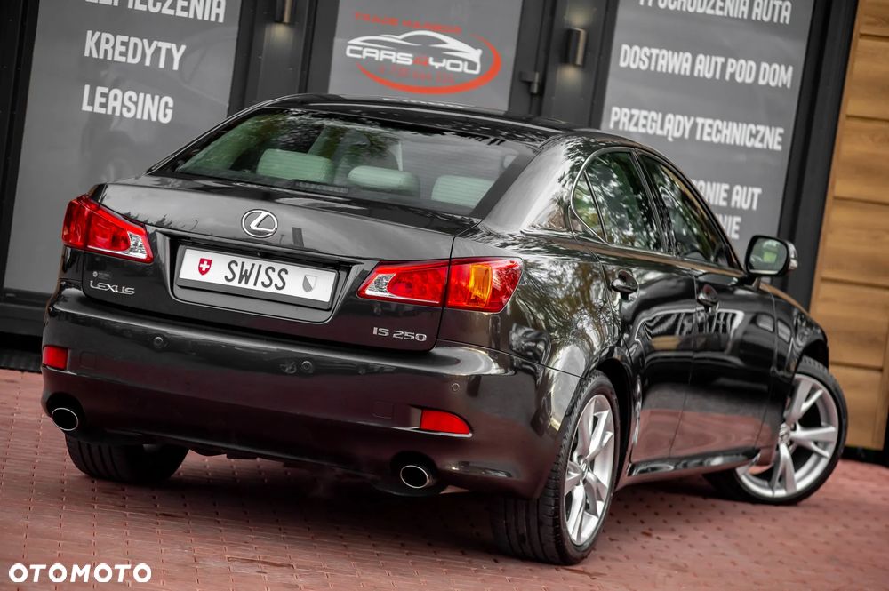 Lexus IS 250 Executive Line - 12