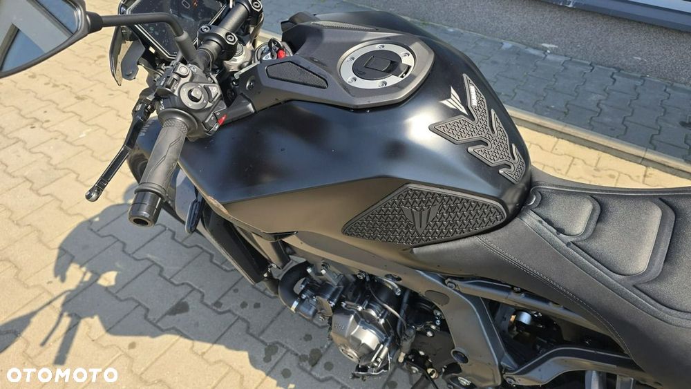Yamaha MT - 13