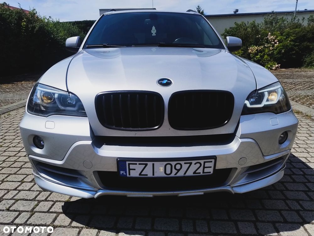 BMW X5 4.8i xDrive - 8