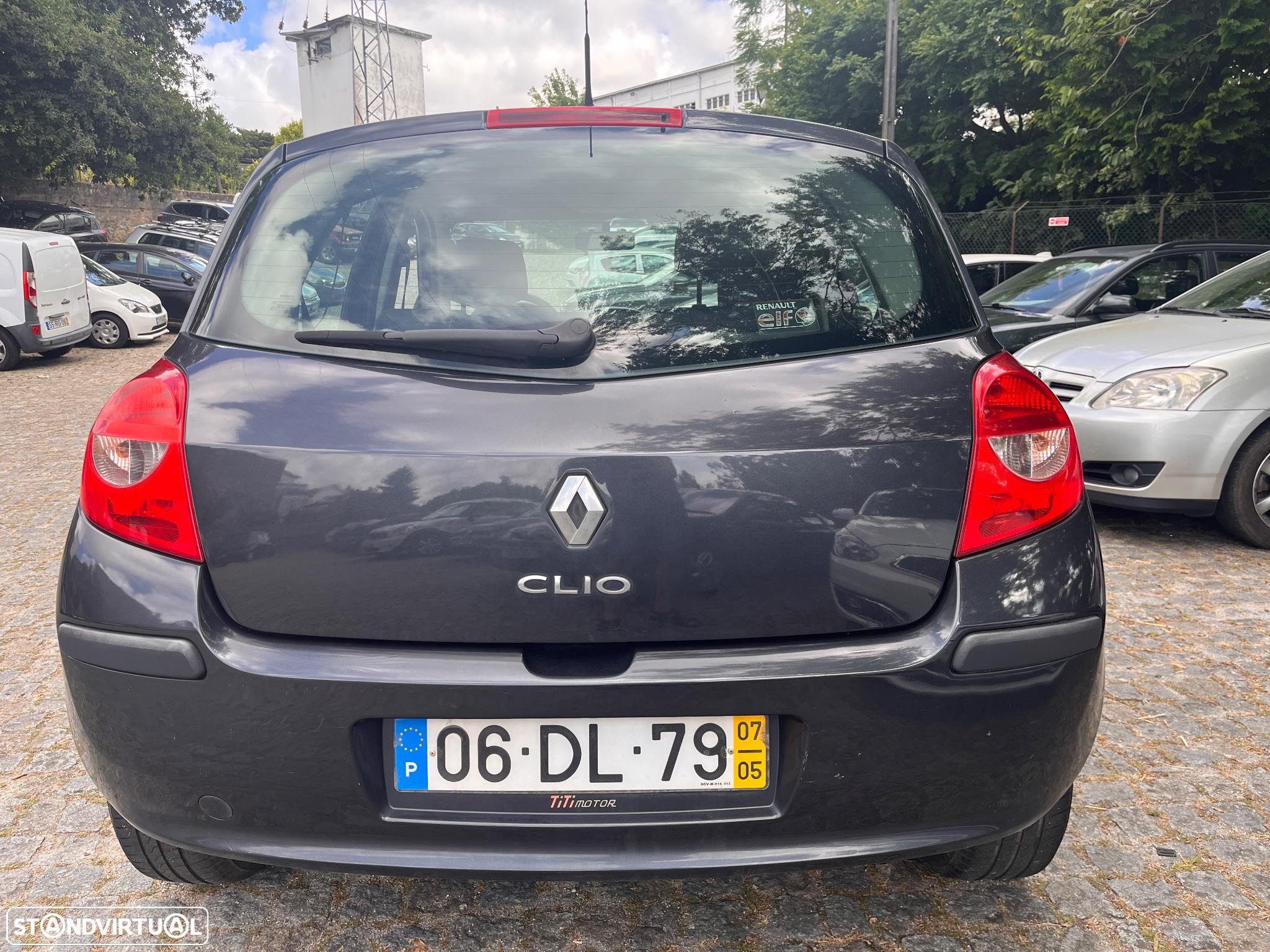 Renault Clio 1.2 16V Dynamique S - 3
