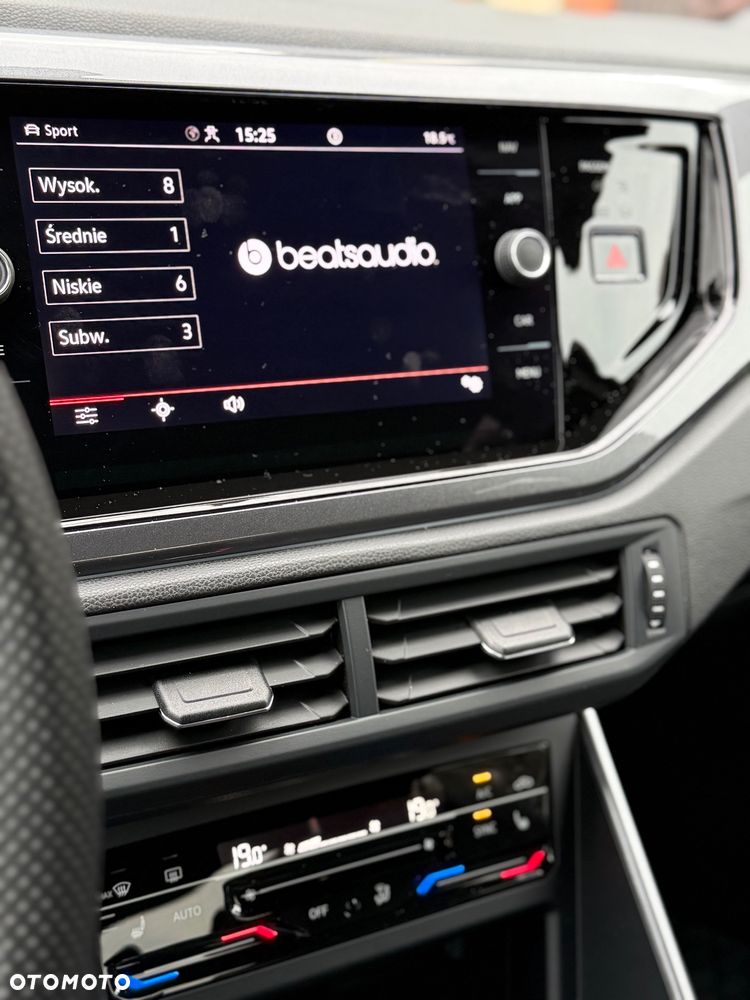 Volkswagen Polo - 19