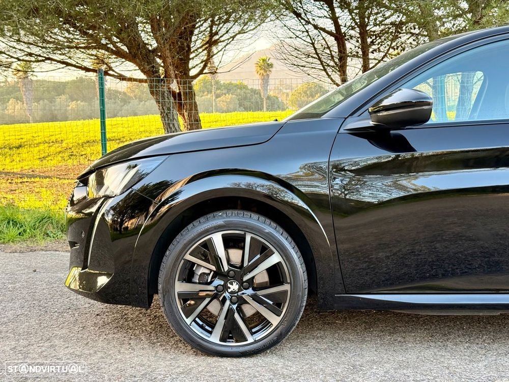 Peugeot e-208 50 kWh GT - 24