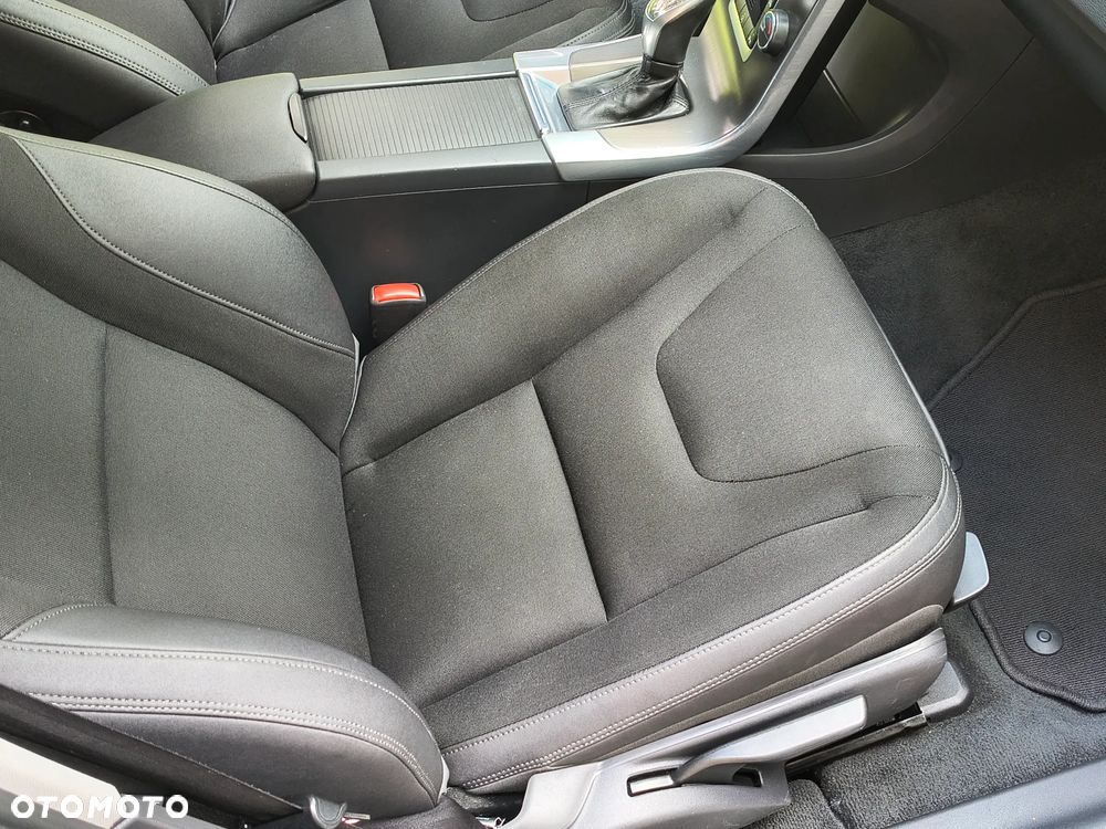Volvo V60 - 35