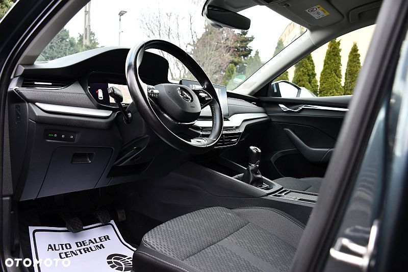 Skoda Octavia 2.0 TDI Style - 9