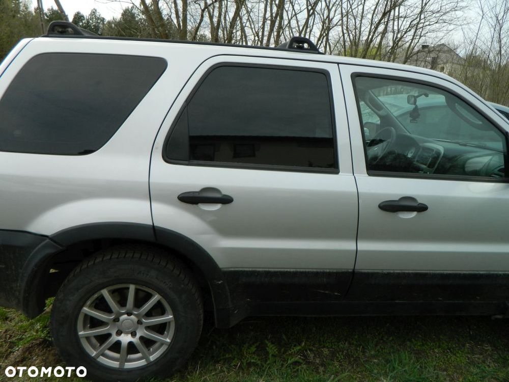 FORD MAVERICK II LIFT na części 2005 rok - 34