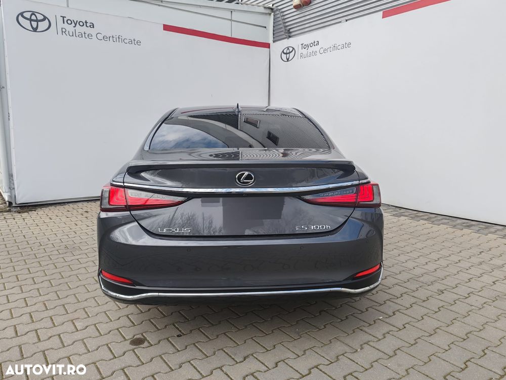 Lexus Seria ES 300h Executive - 36