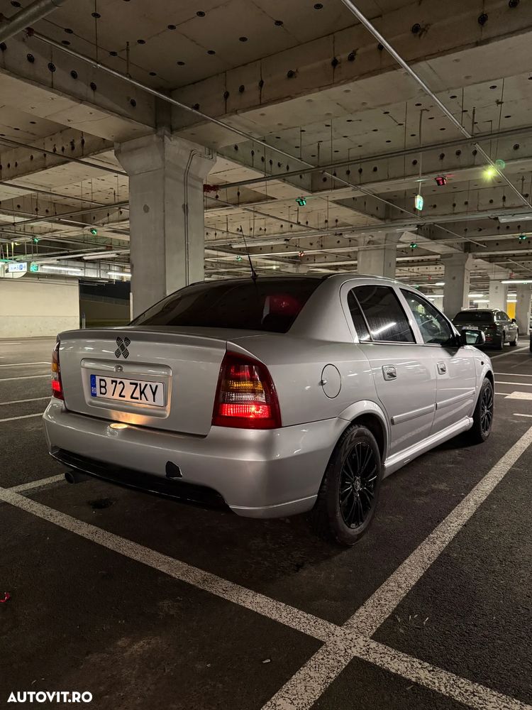 Opel Astra - 10