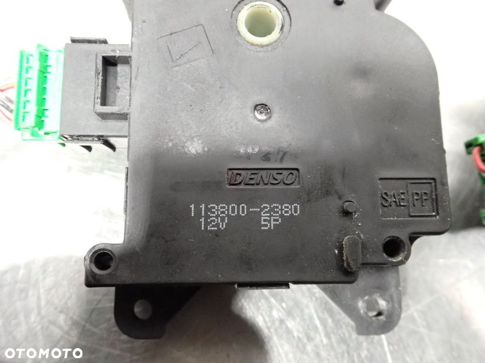 SILNICZEK NAGRZEWNICY INFINITI M37X 113800-2380 - 3