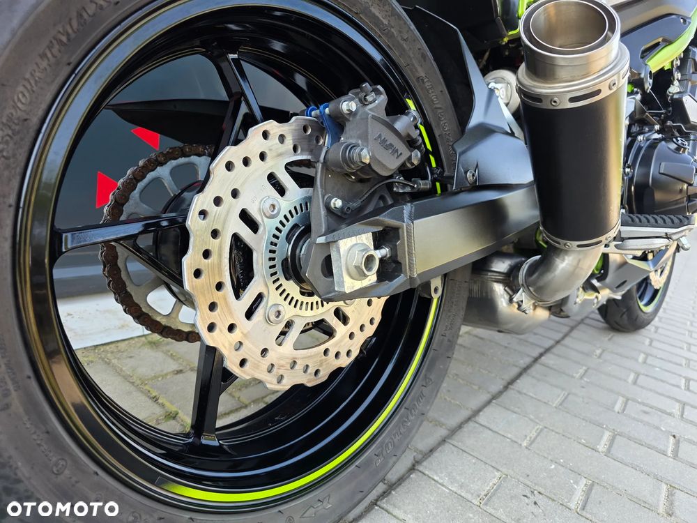 Kawasaki Z 900 - 22