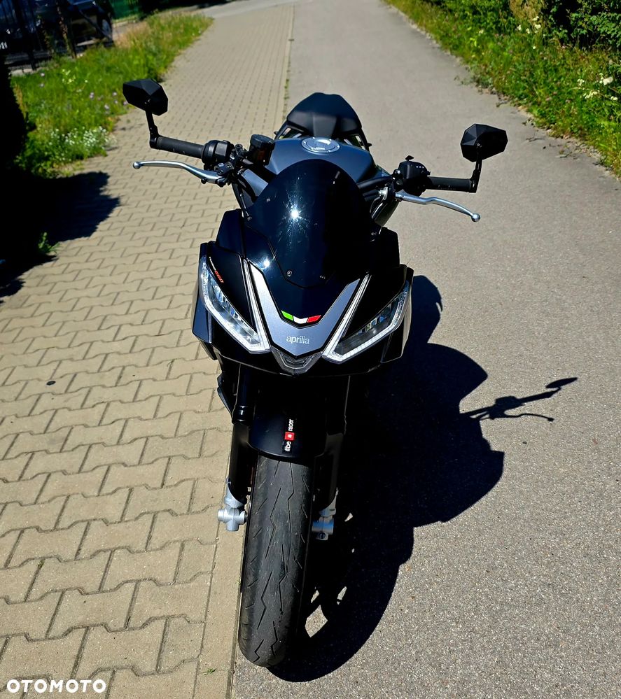 Aprilia Tuono - 12