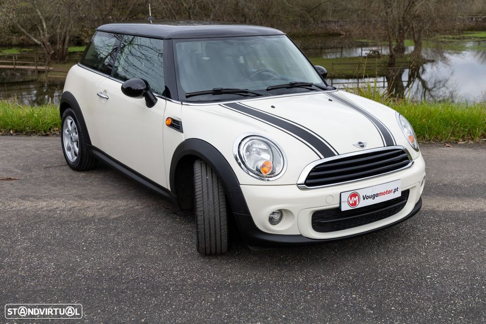 MINI 3 Portas One D - 4