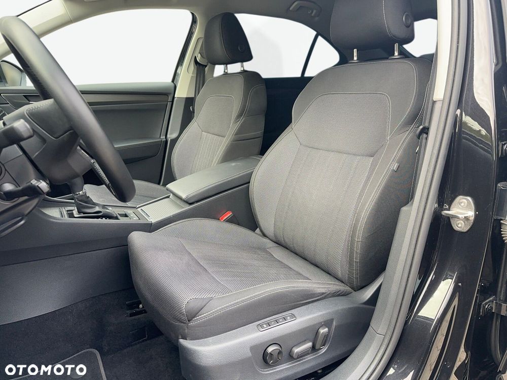 Skoda Superb 2.0 TDI SCR Style DSG - 11
