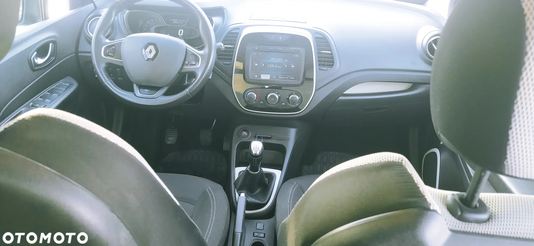 Renault Captur - 11