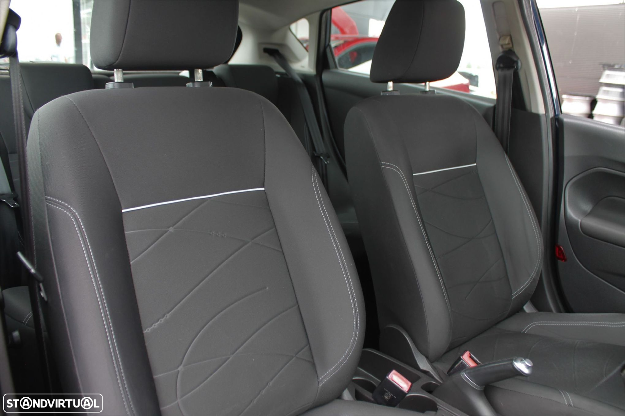 Ford Fiesta 1.5 TDCi Titanium - 21