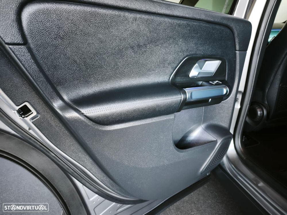Mercedes-Benz EQB 250+ Edition - 17