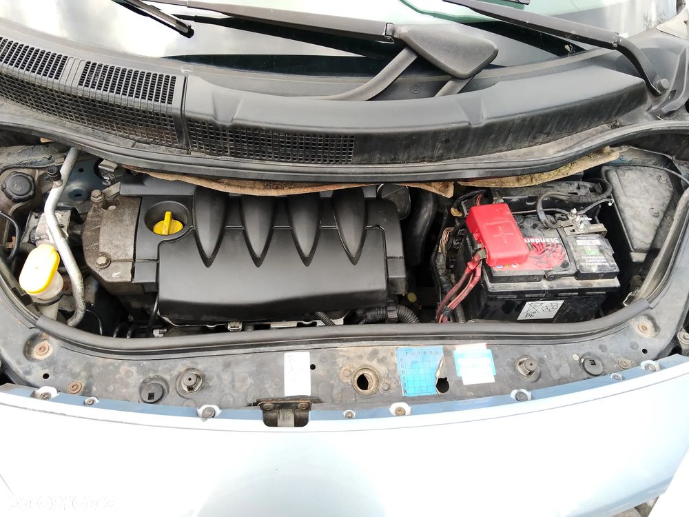 Renault Scenic 1.6 16V Exception - 8