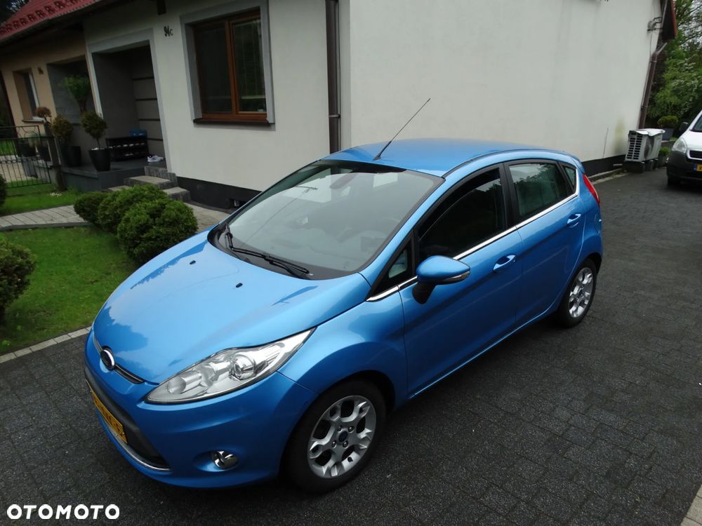 Ford Fiesta - 12