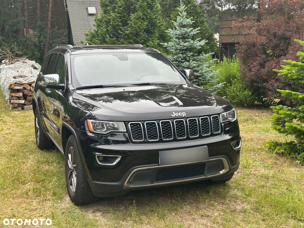 Jeep Grand Cherokee - 36