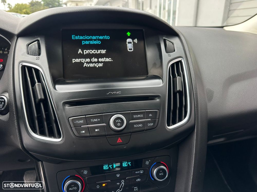 Ford Focus 1.5 TDCi Titanium - 14