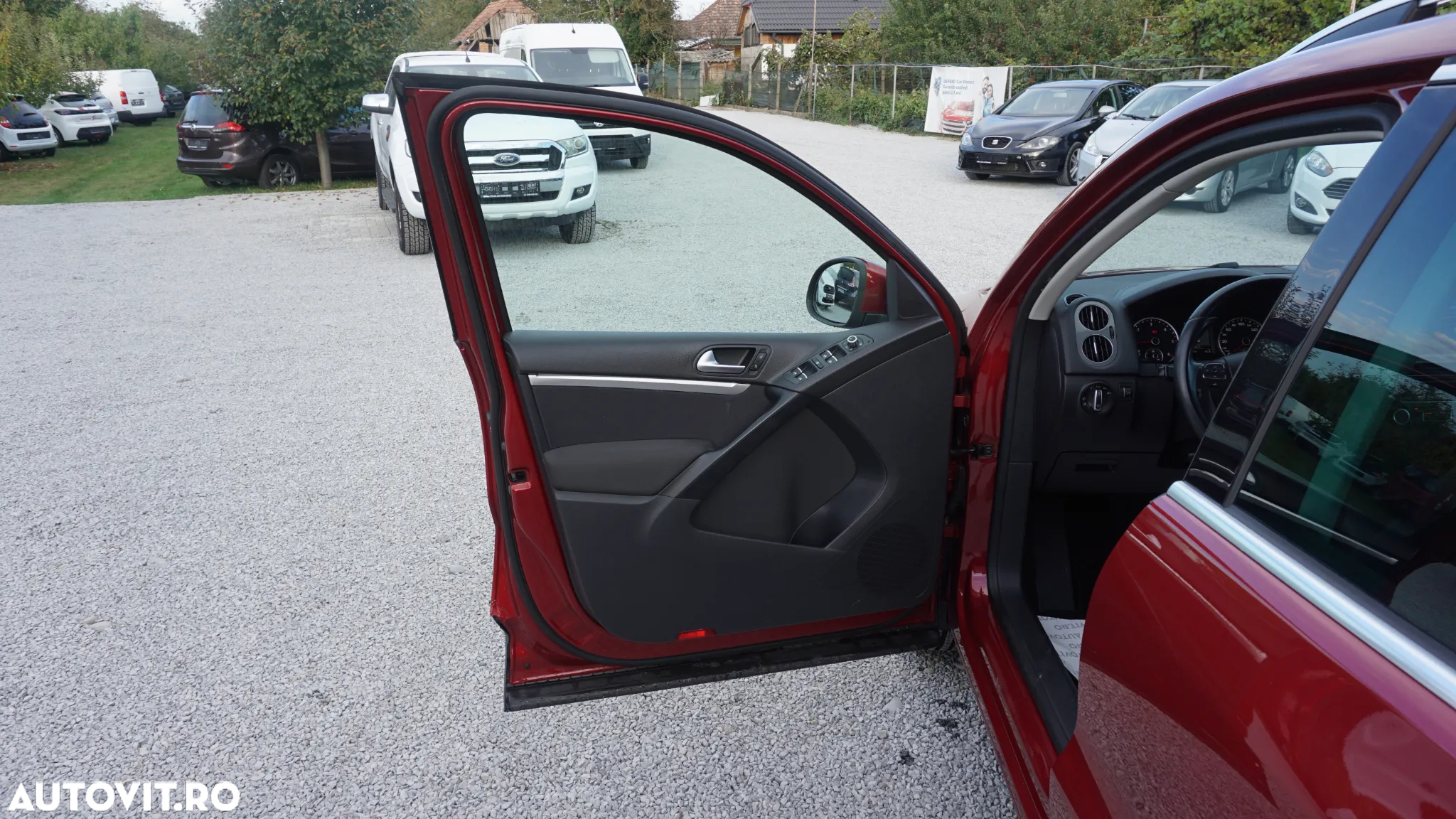 Volkswagen Tiguan 2.0 TDI DPF 4Motion BlueMotion Technology DSG Exclusive - 5
