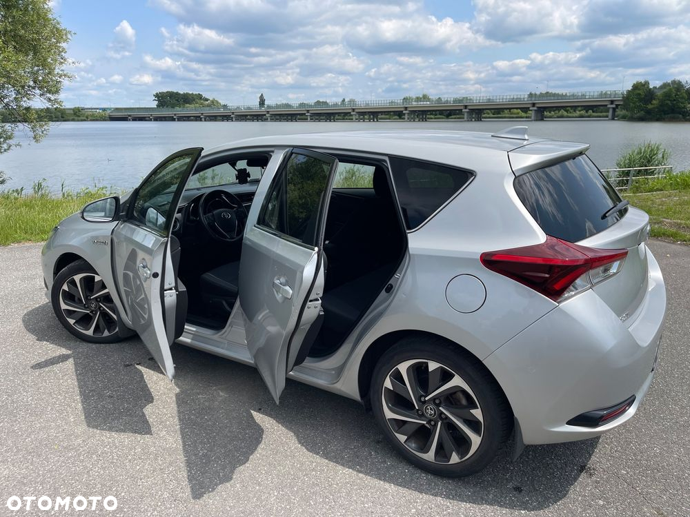Toyota Auris - 4