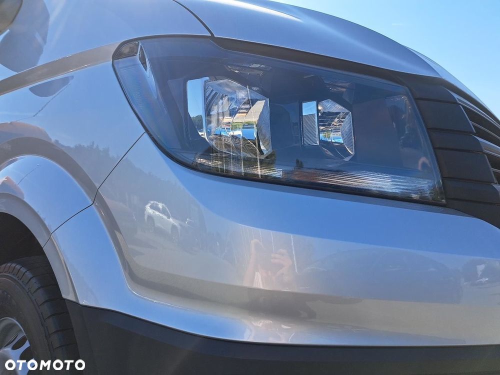 Volkswagen Crafter 35 furgon wysoki dach, 2,0 TDI 177KM, przedni, 6-bieg manualna 3640 mm, Euro 6 - 30