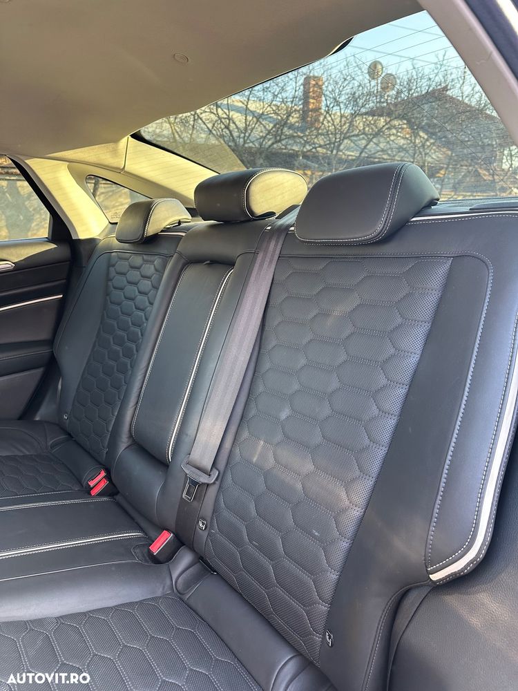 Ford Mondeo 2.0 HEV Vignale - 10