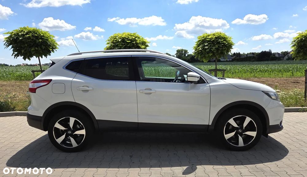 Nissan Qashqai 1.6 DIG-T N-Vision - 14