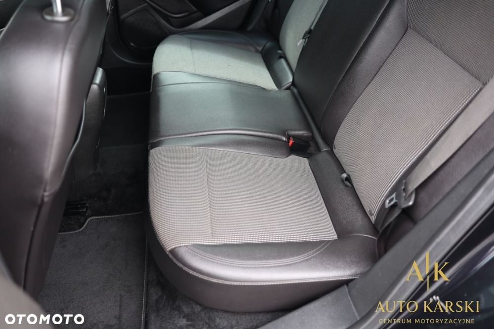 Opel Astra - 32