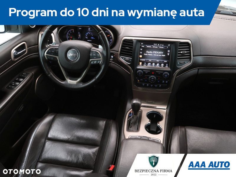 Jeep Grand Cherokee - 9