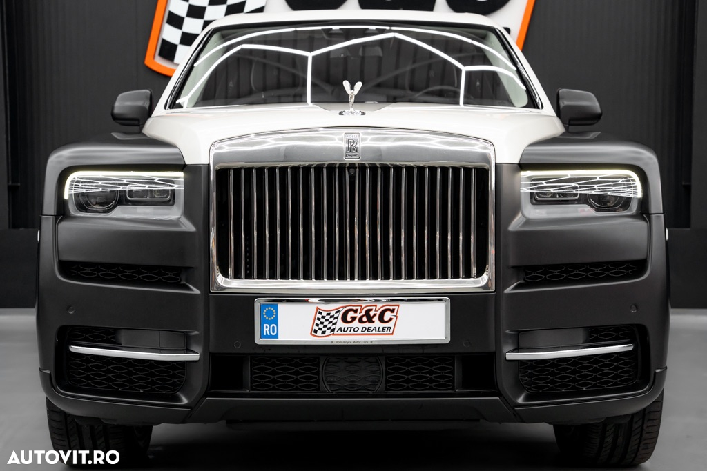 Rolls-Royce Cullinan Standard - 22