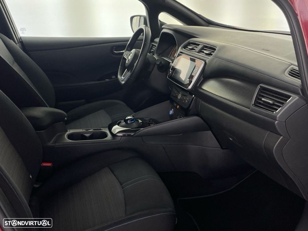 Nissan Leaf N-Connecta - 22