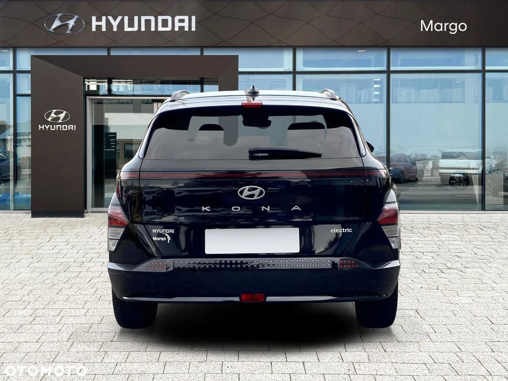 Hyundai Kona 65kWh Executive - 13