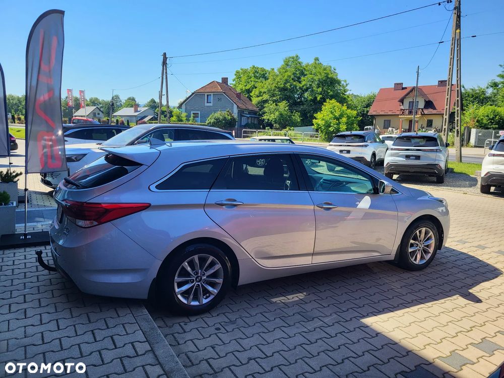 Hyundai i40 1.6 CRDi Comfort DCT - 9