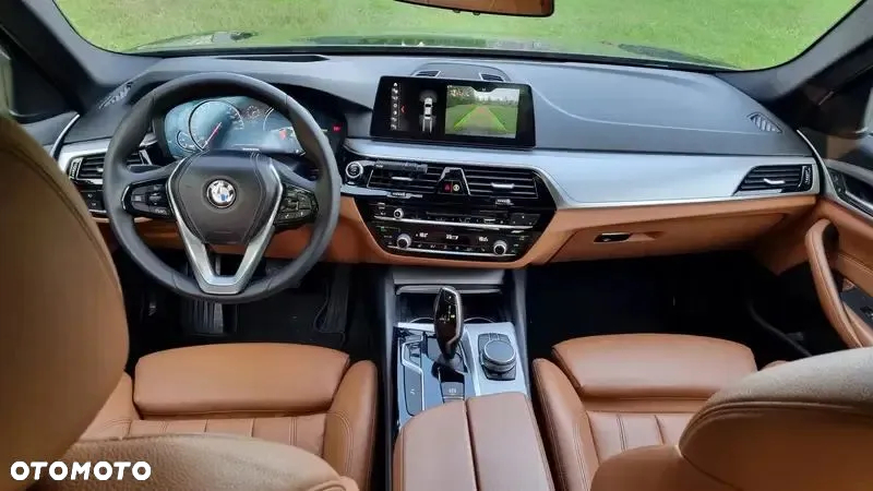 BMW Seria 5 520d Luxury Line sport - 8
