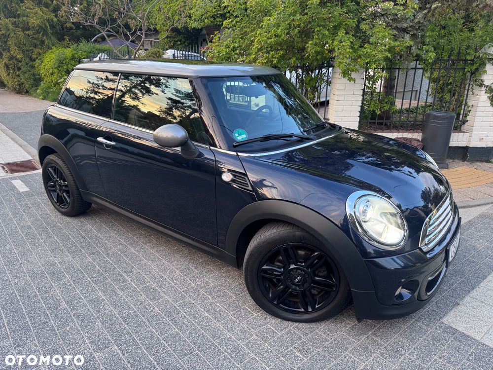 MINI Cooper 50 Mayfair - 4