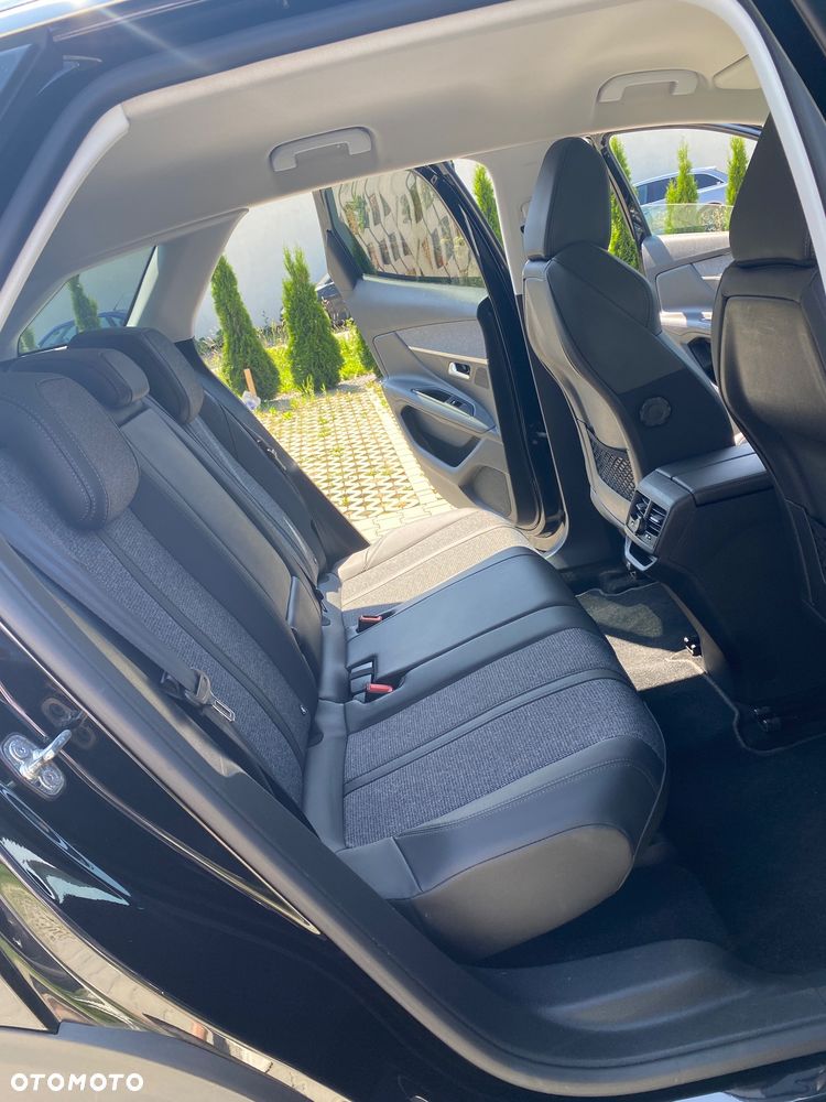 Peugeot 3008 1.2 PureTech Allure S&S EAT6 - 19