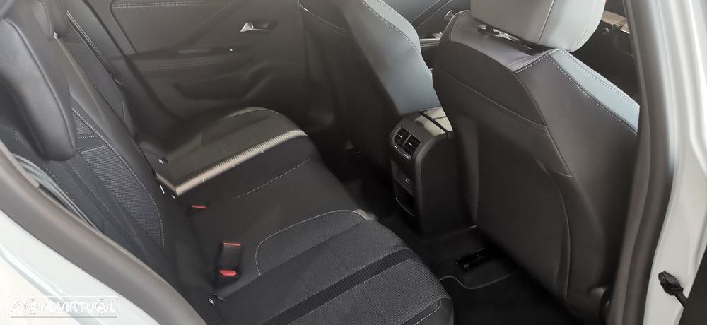 Opel Astra - 14