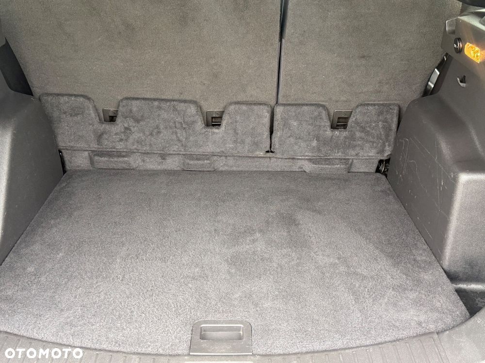 Ford Kuga - 9