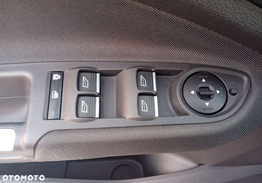 Ford C-MAX - 21