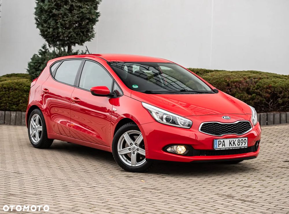 Kia Ceed - 1