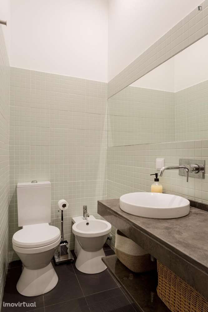 Apartamento com 1 quartos - localizado em Sé Lisbon - Grande imagem: 3/23