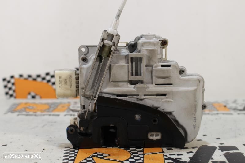 Fecho Da Porta Frente Direita Audi A3 Sportback (8Pa)  4F2837016b / 4F - 4